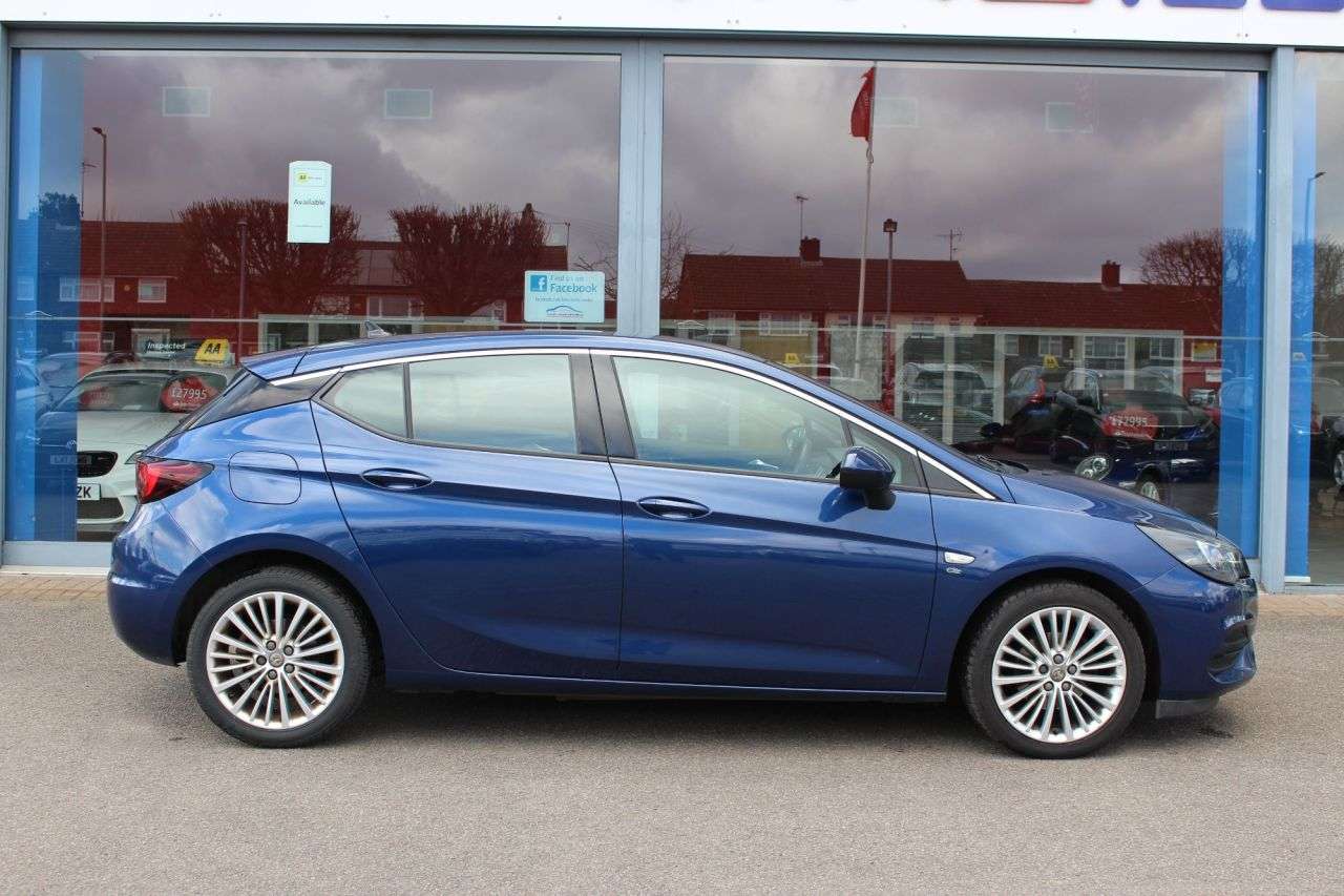 A 2020 VAUXHALL ASTRA 1.2 Turbo Elite Nav Hatchback 5dr Petrol Manual Euro 6 (s/s) (145 ps) CRUIS A 2020 VAUXHALL ASTRA 1.2 Turbo Elite Nav Hatchback 5dr Petrol Manual Euro 6 (s/s) (145 ps) CRUIS