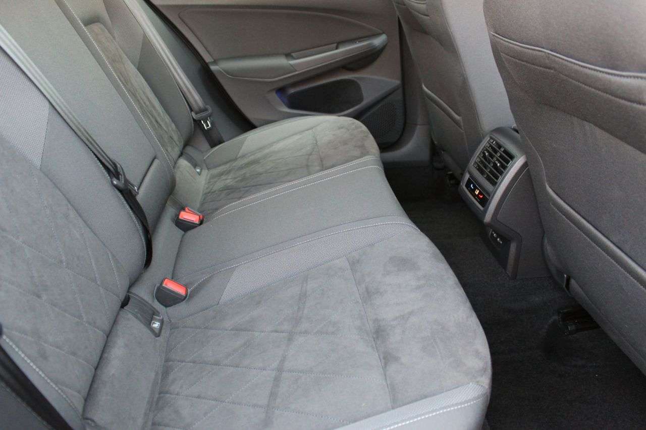 2022 VOLKSWAGEN GOLF 2022 VOLKSWAGEN GOLF