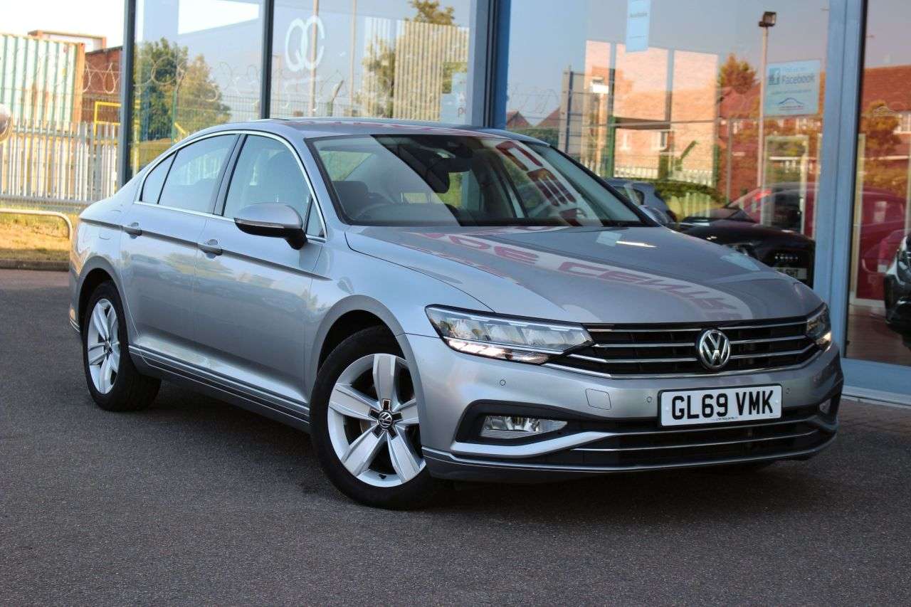 2019 VOLKSWAGEN PASSAT 2019 VOLKSWAGEN PASSAT