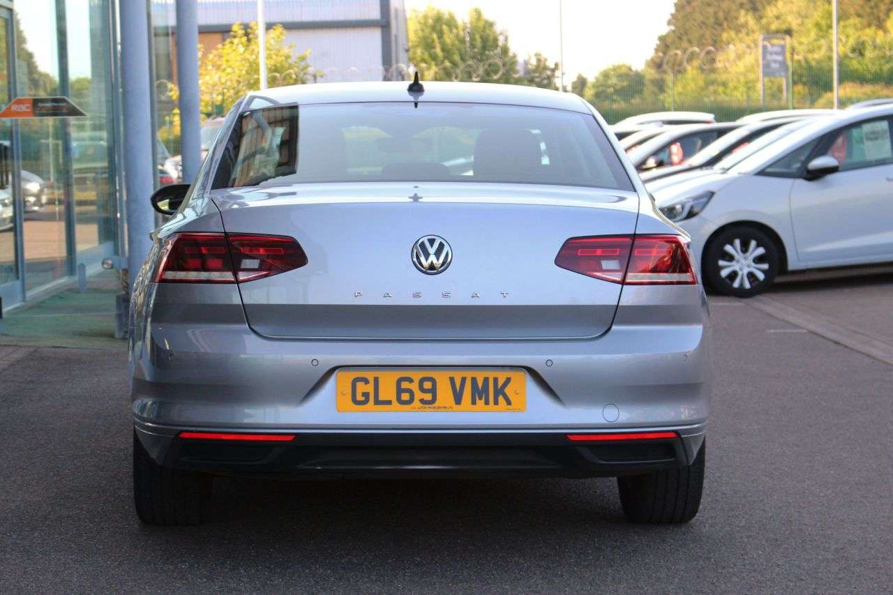 2019 VOLKSWAGEN PASSAT 2019 VOLKSWAGEN PASSAT