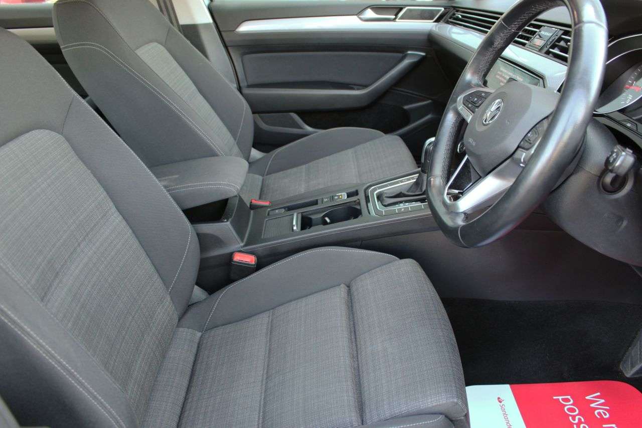 2019 VOLKSWAGEN PASSAT 2019 VOLKSWAGEN PASSAT