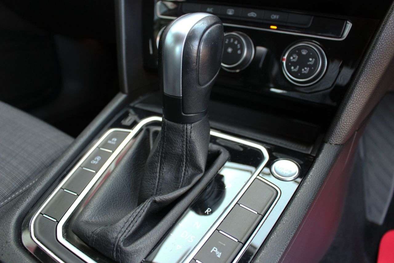 2019 VOLKSWAGEN PASSAT 2019 VOLKSWAGEN PASSAT