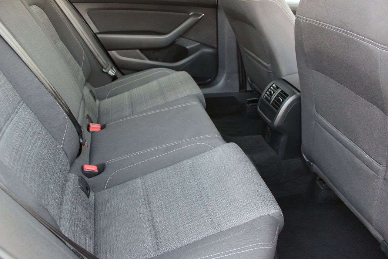 2019 VOLKSWAGEN PASSAT 2019 VOLKSWAGEN PASSAT