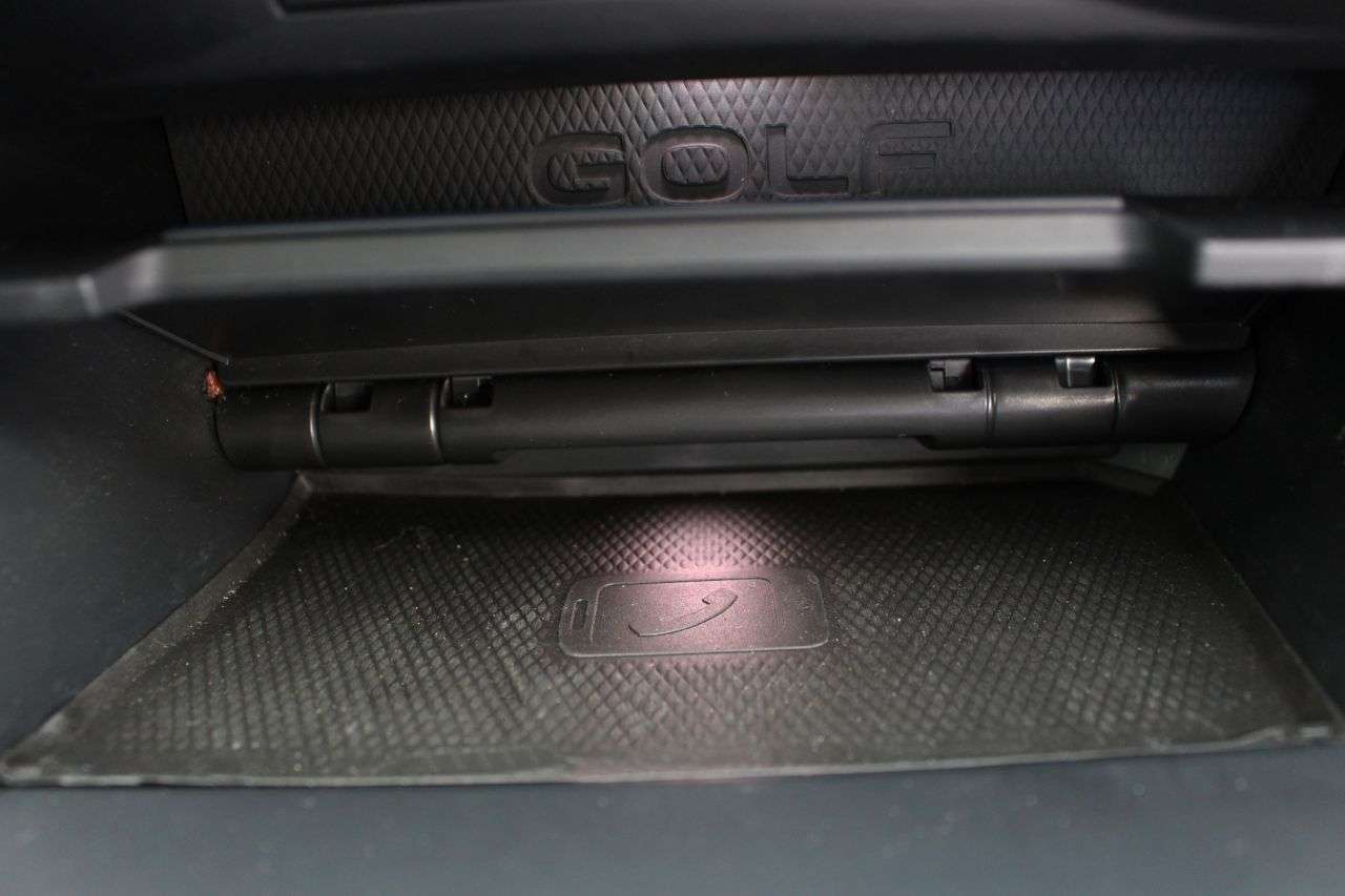 2021 VOLKSWAGEN GOLF 2021 VOLKSWAGEN GOLF