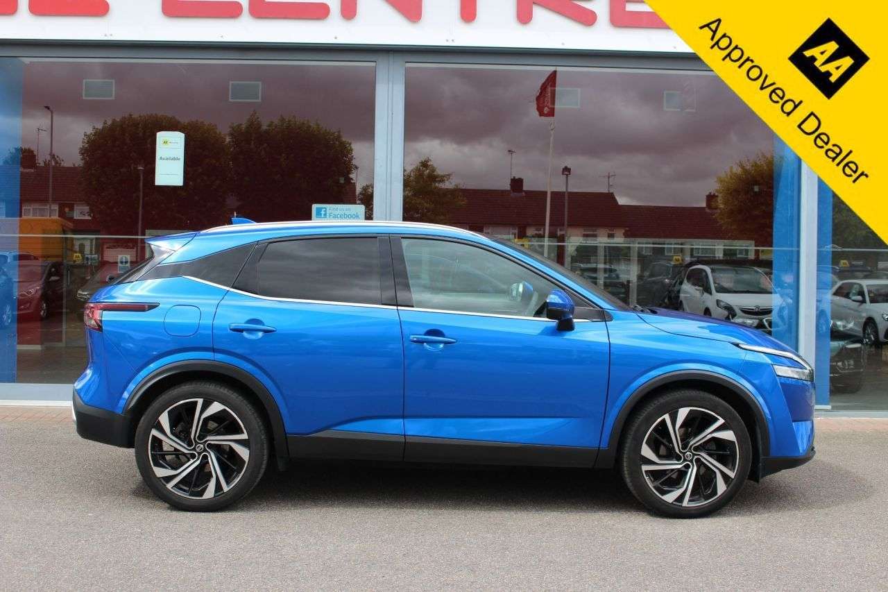 A 2021 NISSAN QASHQAI 1.3 DIG-T MHEV Tekna+ SUV 5dr Petrol Hybrid Manual Euro 6 (s/s) (158 ps) HT A 2021 NISSAN QASHQAI 1.3 DIG-T MHEV Tekna+ SUV 5dr Petrol Hybrid Manual Euro 6 (s/s) (158 ps) HT