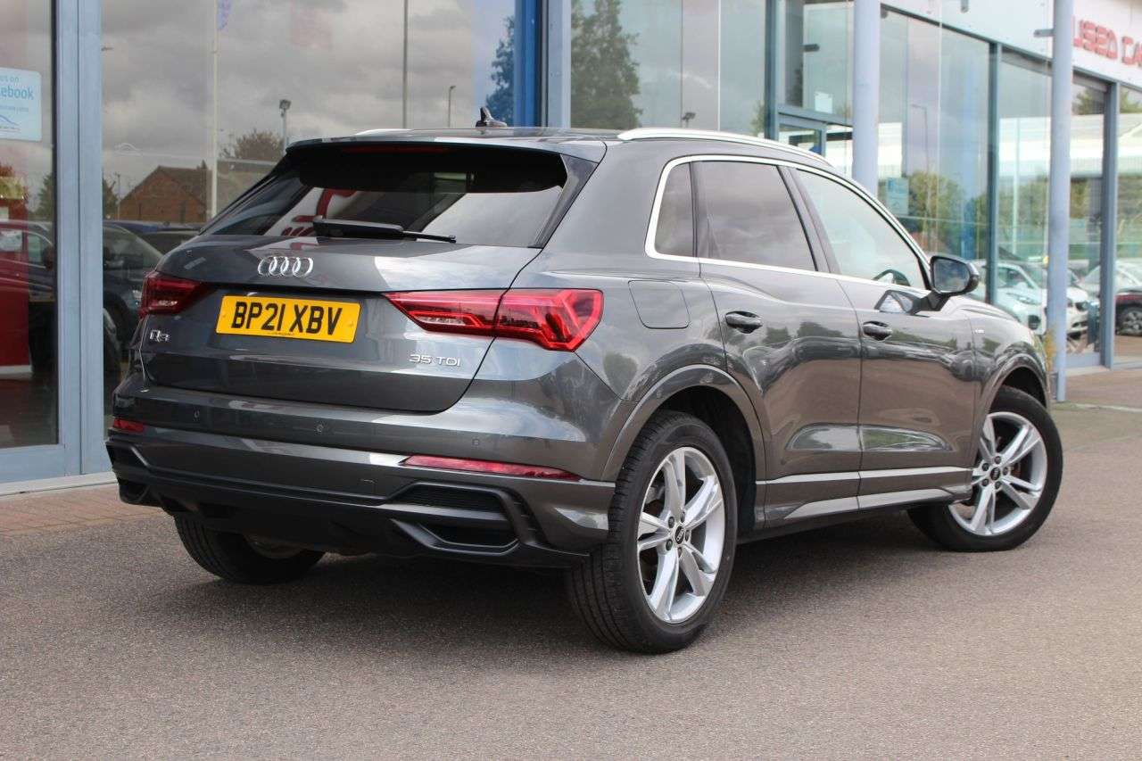 2021 AUDI Q3 2021 AUDI Q3