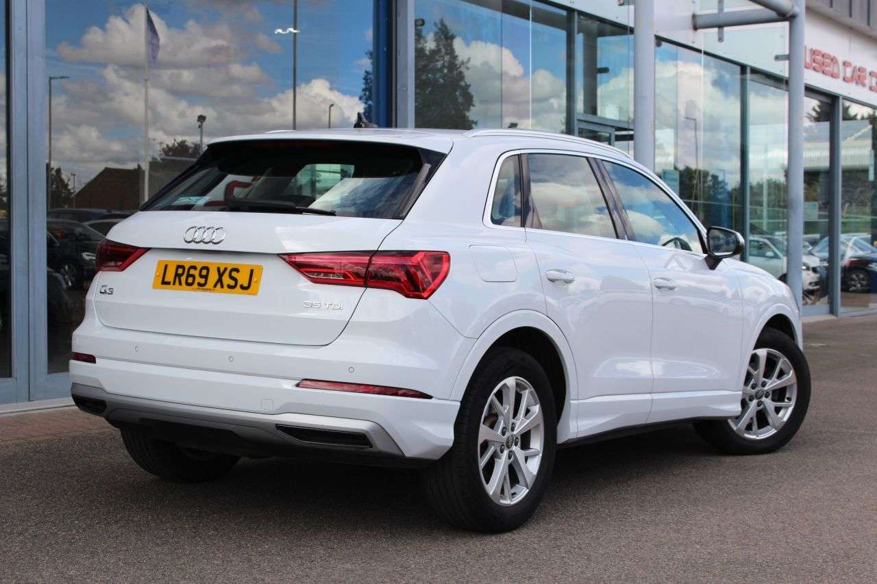 2019 AUDI Q3 2019 AUDI Q3