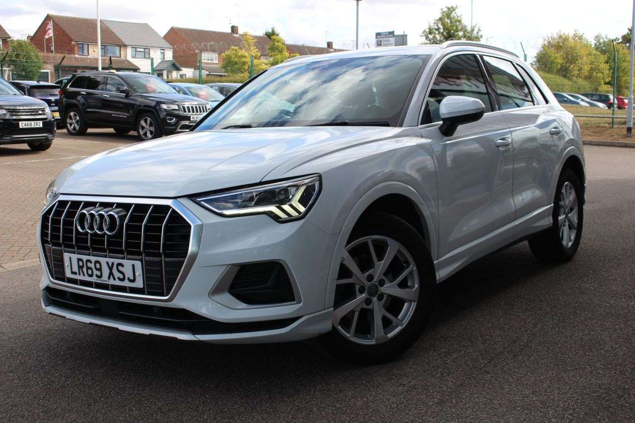 2019 AUDI Q3 2019 AUDI Q3