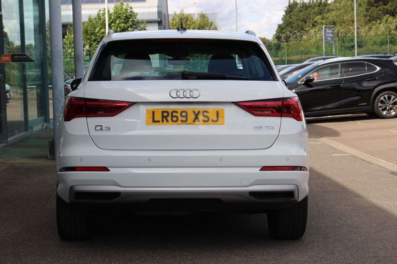 2019 AUDI Q3 2019 AUDI Q3