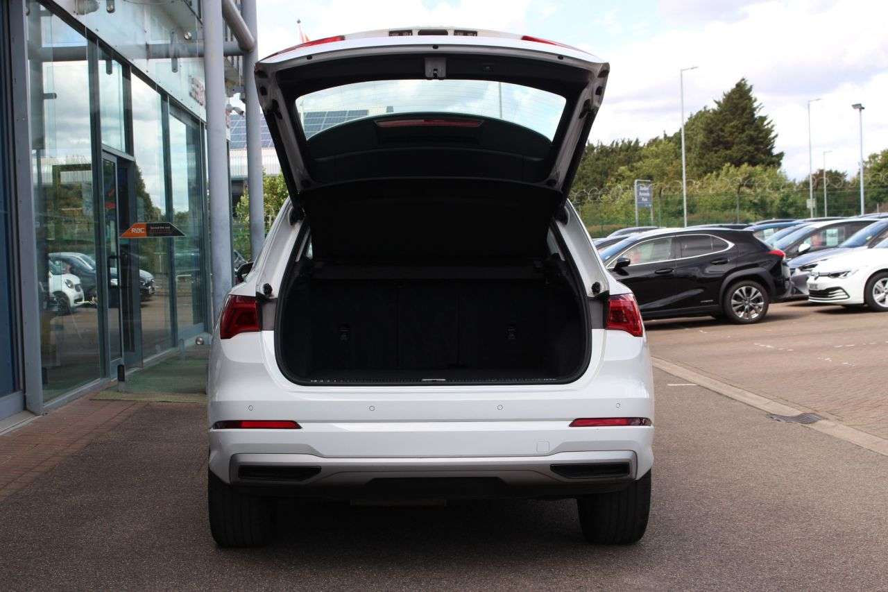 2019 AUDI Q3 2019 AUDI Q3