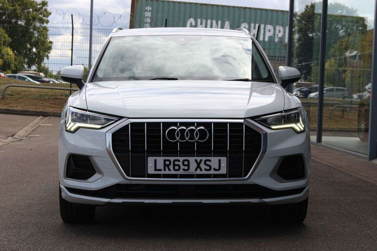 2019 AUDI Q3 2019 AUDI Q3