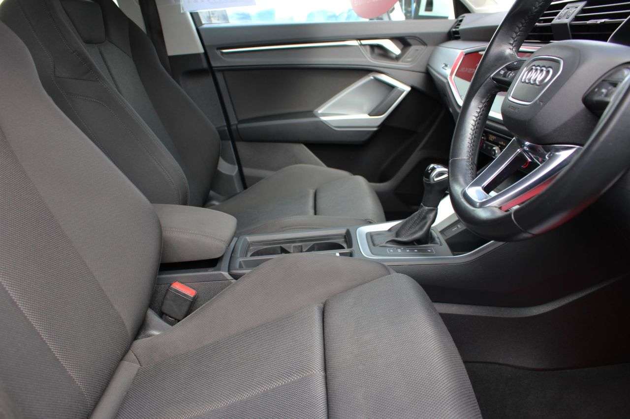 2019 AUDI Q3 2019 AUDI Q3