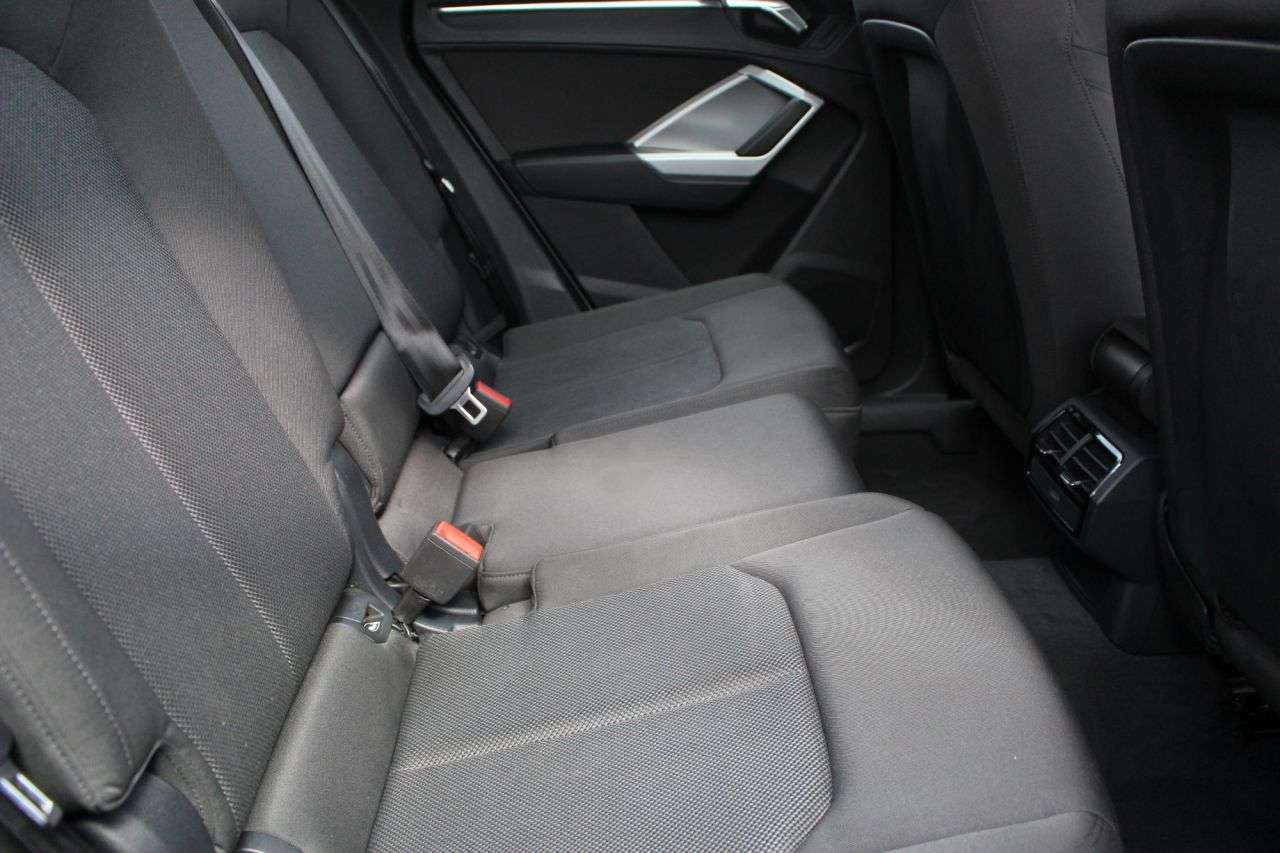 2019 AUDI Q3 2019 AUDI Q3