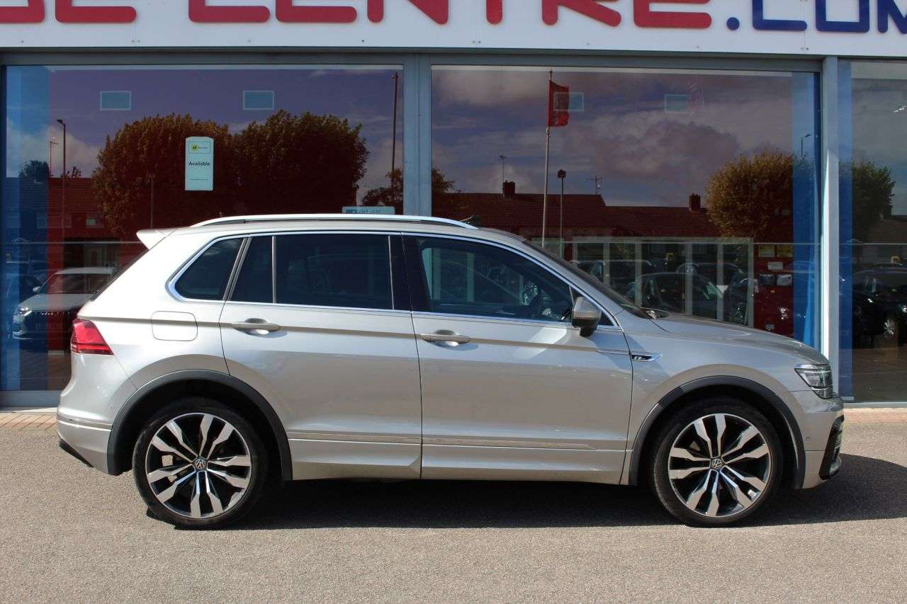 2020 VOLKSWAGEN TIGUAN 2020 VOLKSWAGEN TIGUAN