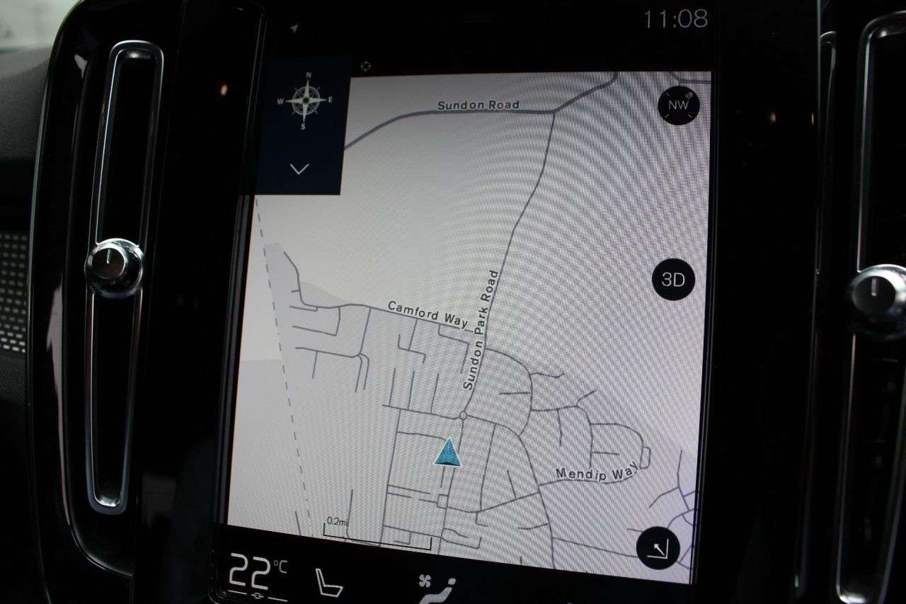 2019 VOLVO XC40 2019 VOLVO XC40