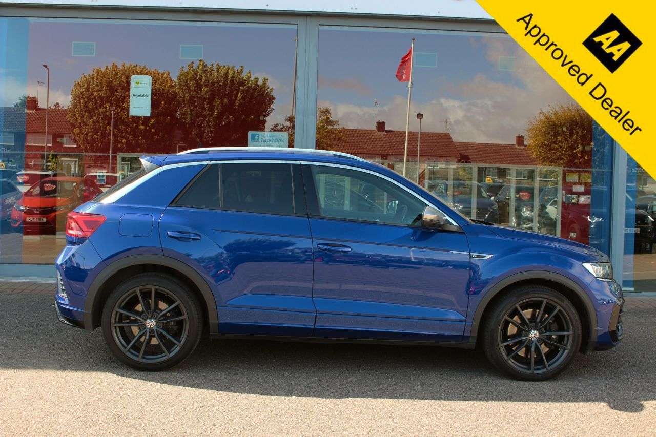 2020 VOLKSWAGEN T-ROC 2020 VOLKSWAGEN T-ROC