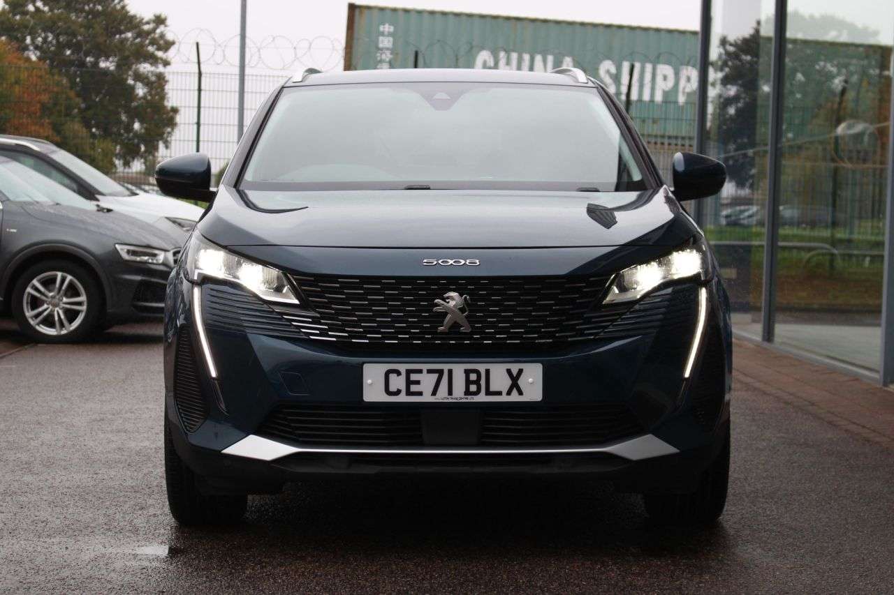 2021 PEUGEOT 5008 2021 PEUGEOT 5008