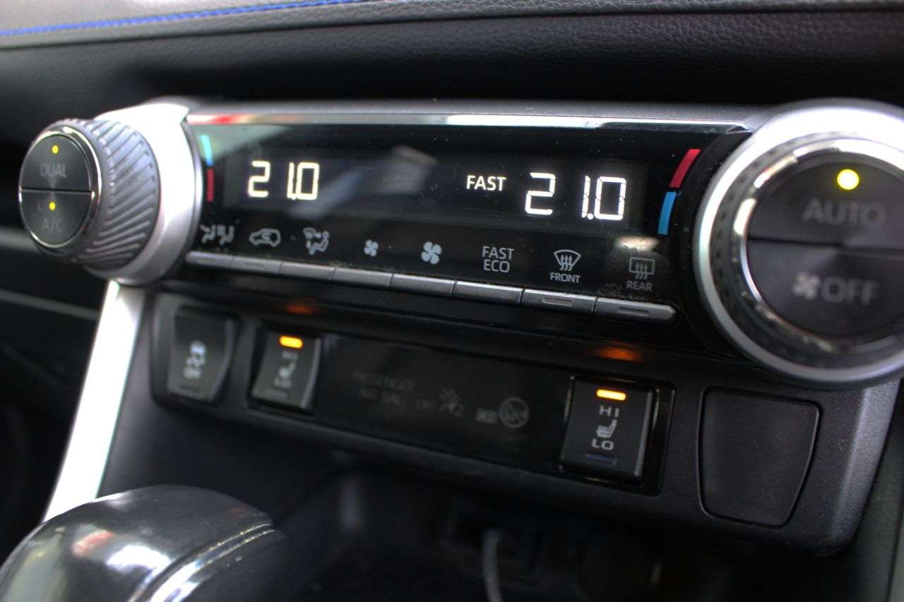 2020 TOYOTA RAV4 2020 TOYOTA RAV4