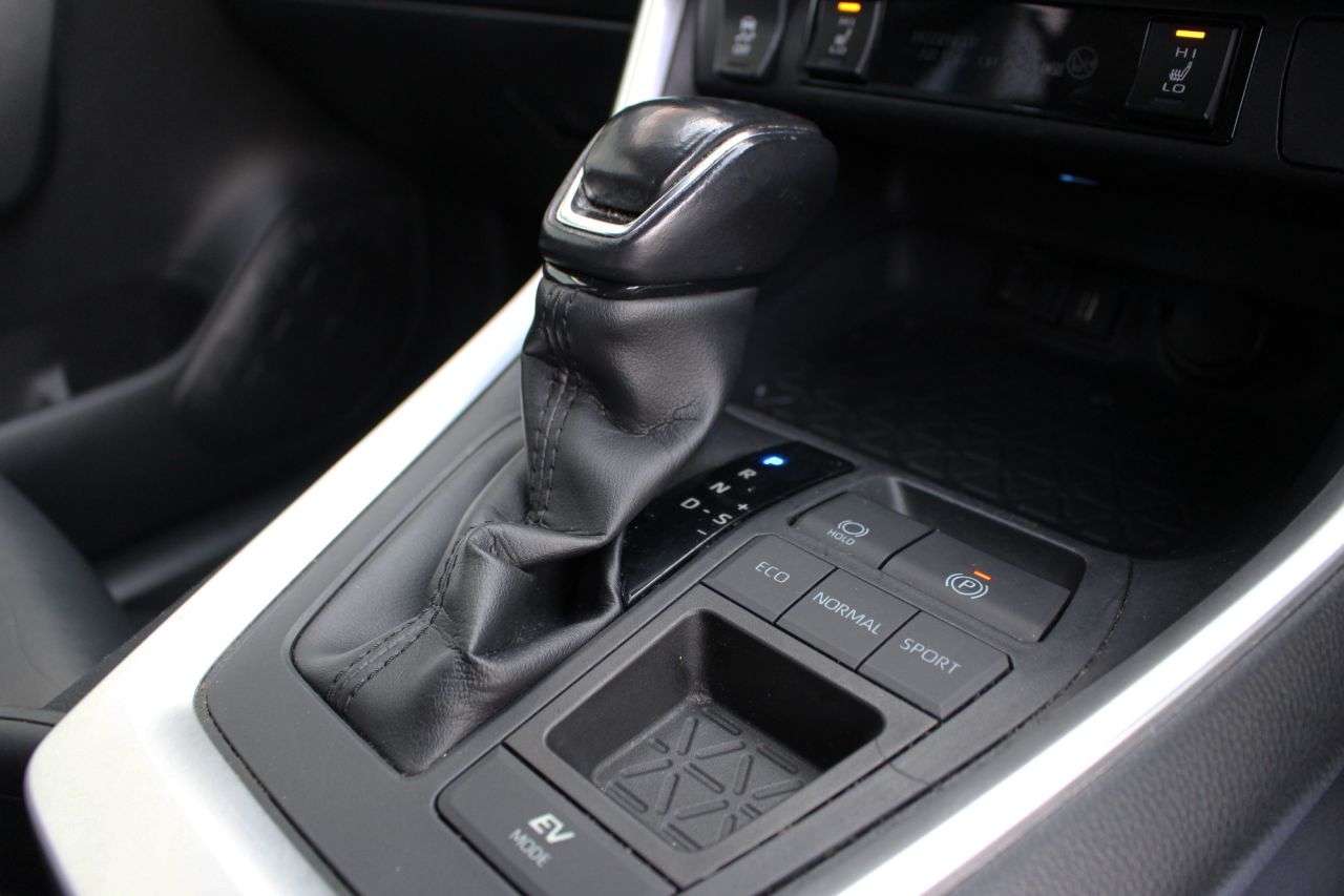 2020 TOYOTA RAV4 2020 TOYOTA RAV4