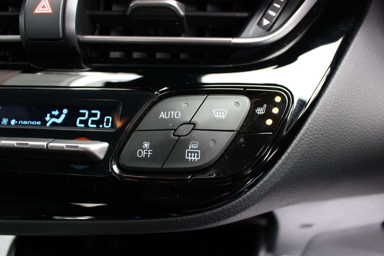 2020 TOYOTA CHR 2020 TOYOTA CHR