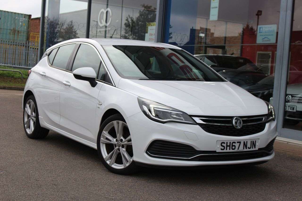 A 2017 VAUXHALL ASTRA 1.4i Turbo SRi VX Line Nav Hatchback 5dr Petrol Manual Euro 6 (150 ps) 18" A 2017 VAUXHALL ASTRA 1.4i Turbo SRi VX Line Nav Hatchback 5dr Petrol Manual Euro 6 (150 ps) 18"