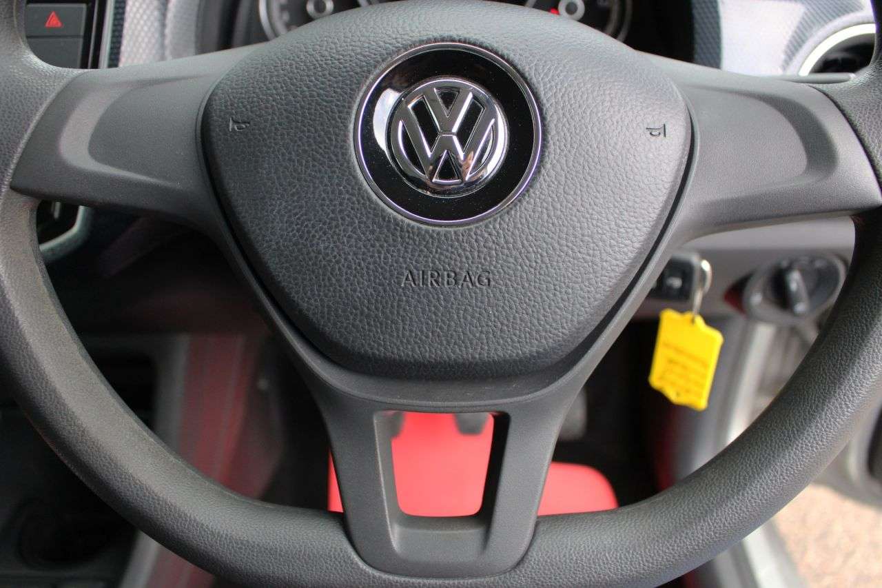 2019 VOLKSWAGEN UP! 2019 VOLKSWAGEN UP!