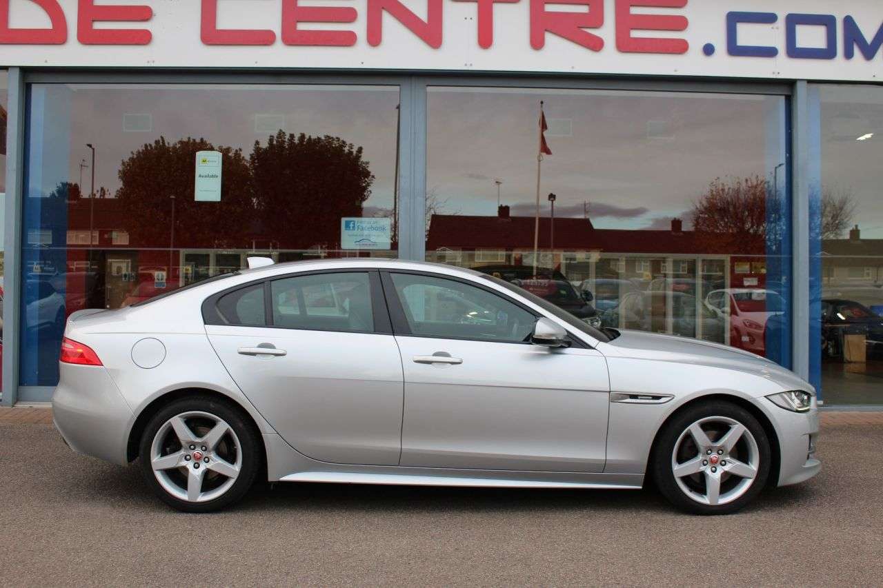 2019 JAGUAR XE 2019 JAGUAR XE