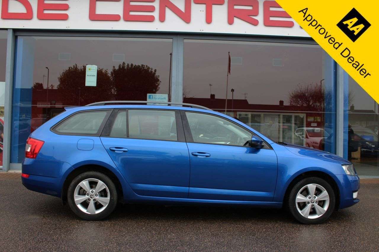 A 2015 SKODA OCTAVIA 2.0 TDI SE L Estate 5dr Diesel Manual Euro 6 (s/s) (150 ps) CRUISE, 16" ALL A 2015 SKODA OCTAVIA 2.0 TDI SE L Estate 5dr Diesel Manual Euro 6 (s/s) (150 ps) CRUISE, 16" ALL