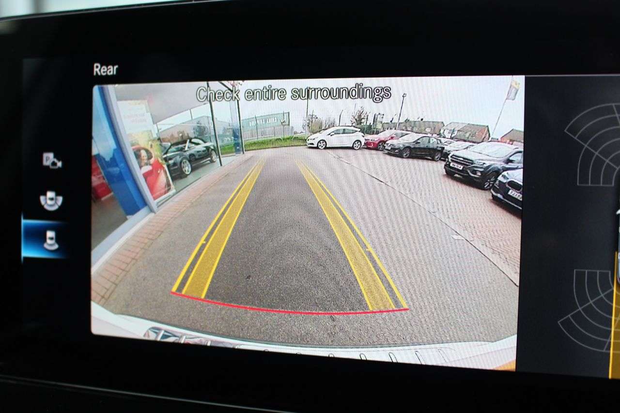 2021 MERCEDES-BENZ GLA 2021 MERCEDES-BENZ GLA