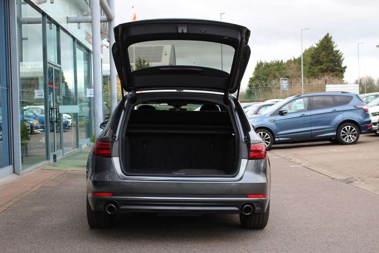 2017 AUDI A4 AVANT 2017 AUDI A4 AVANT