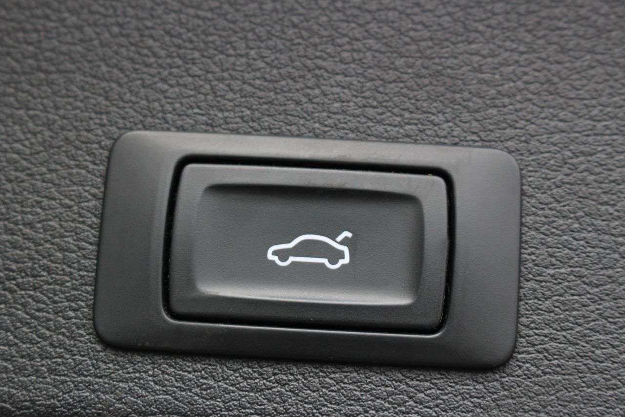 2017 AUDI A4 AVANT 2017 AUDI A4 AVANT