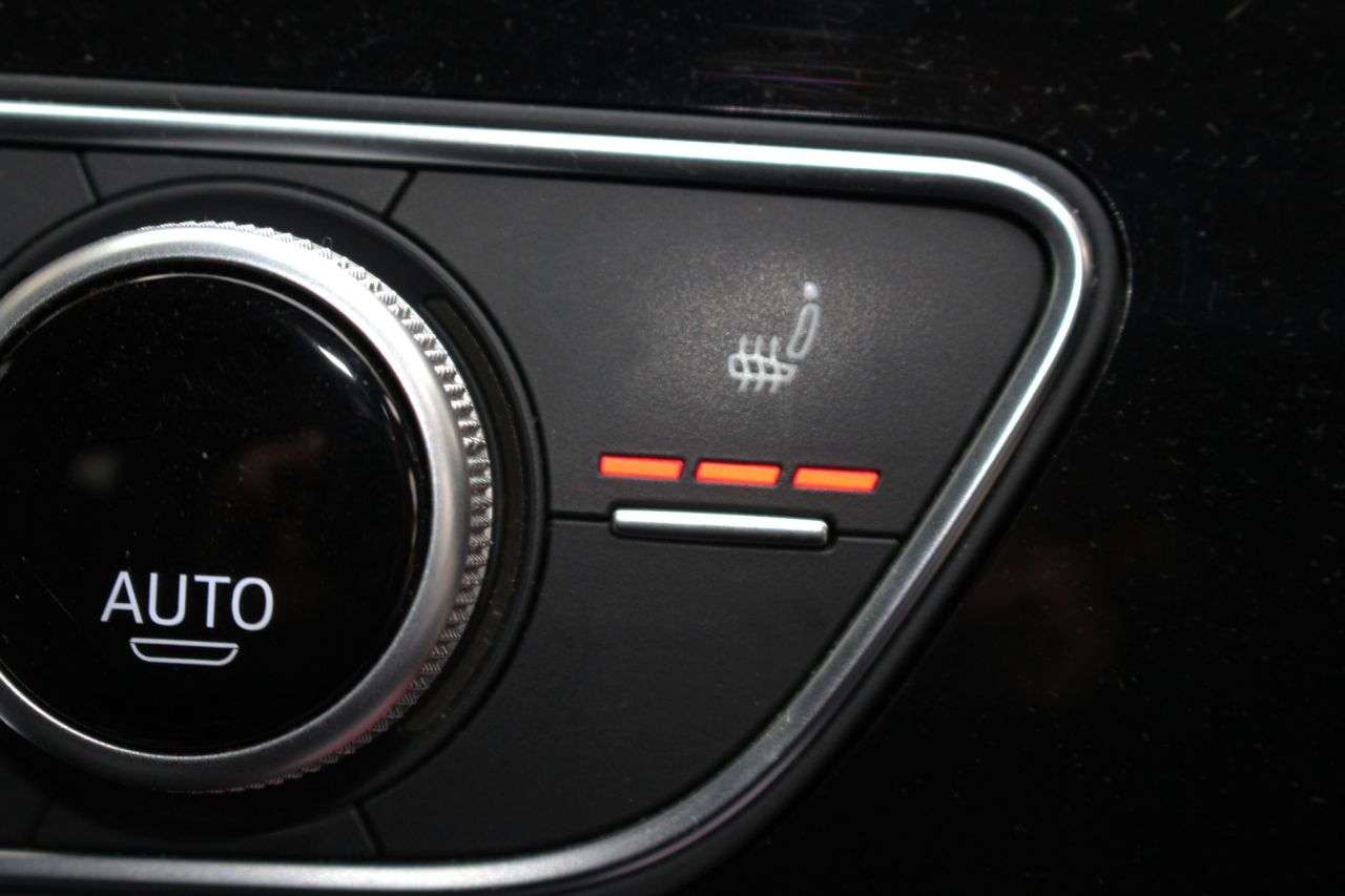 2017 AUDI A4 AVANT 2017 AUDI A4 AVANT