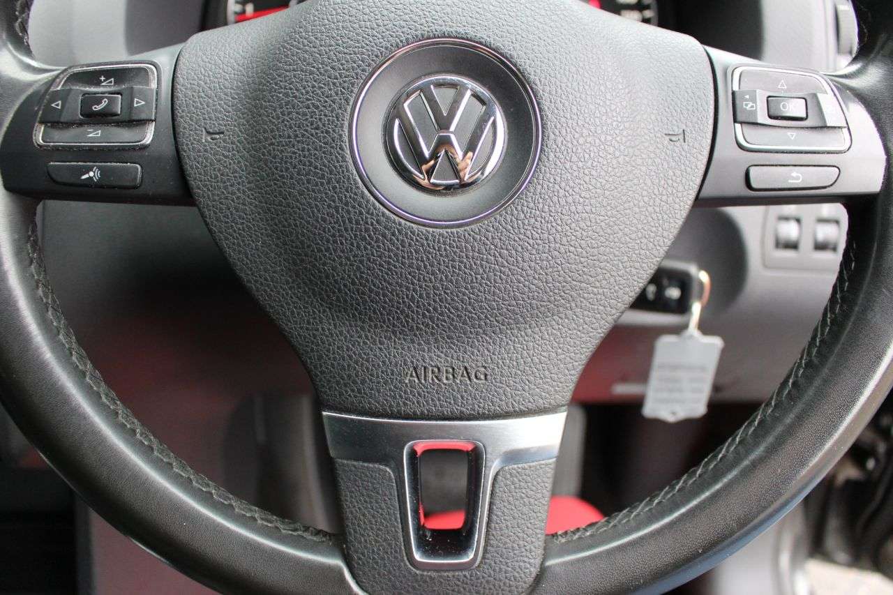 2013 VOLKSWAGEN TOURAN 2013 VOLKSWAGEN TOURAN