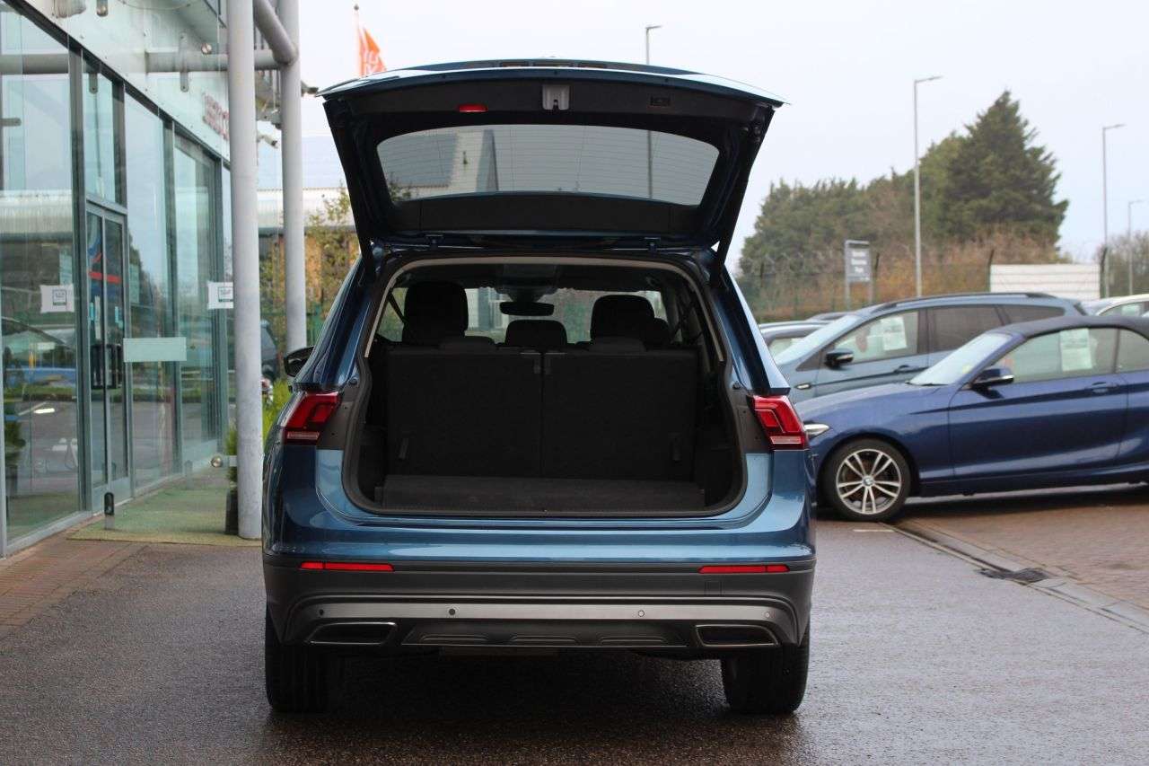 2019 VOLKSWAGEN TIGUAN ALLSPACE 2019 VOLKSWAGEN TIGUAN ALLSPACE