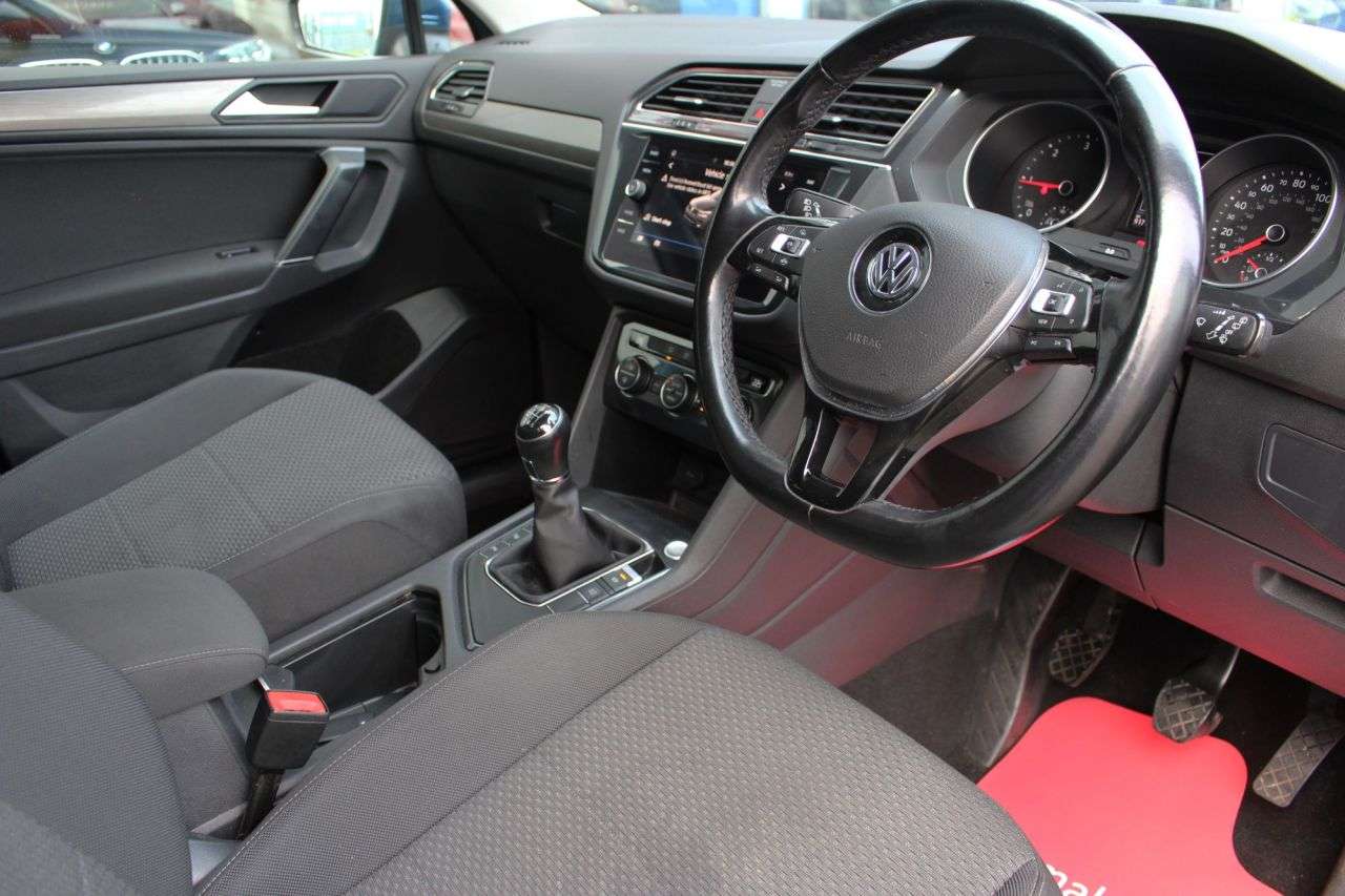 2019 VOLKSWAGEN TIGUAN ALLSPACE 2019 VOLKSWAGEN TIGUAN ALLSPACE