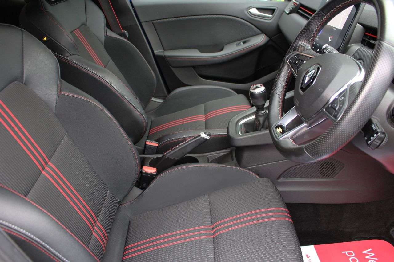 2021 RENAULT CLIO 2021 RENAULT CLIO