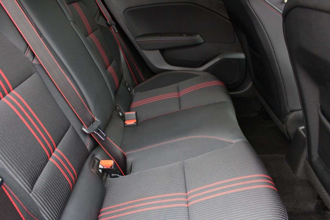 2021 RENAULT CLIO 2021 RENAULT CLIO