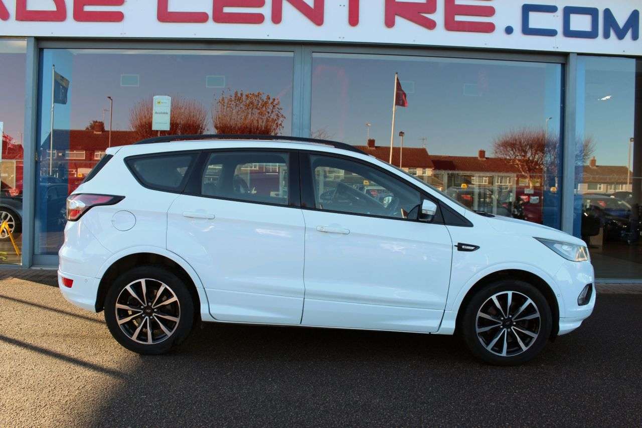 A 2018 FORD KUGA 1.5 TDCi ST-Line SUV 5dr Diesel Powershift Euro 6 (s/s) (120 ps) P/ASSIST, A 2018 FORD KUGA 1.5 TDCi ST-Line SUV 5dr Diesel Powershift Euro 6 (s/s) (120 ps) P/ASSIST,