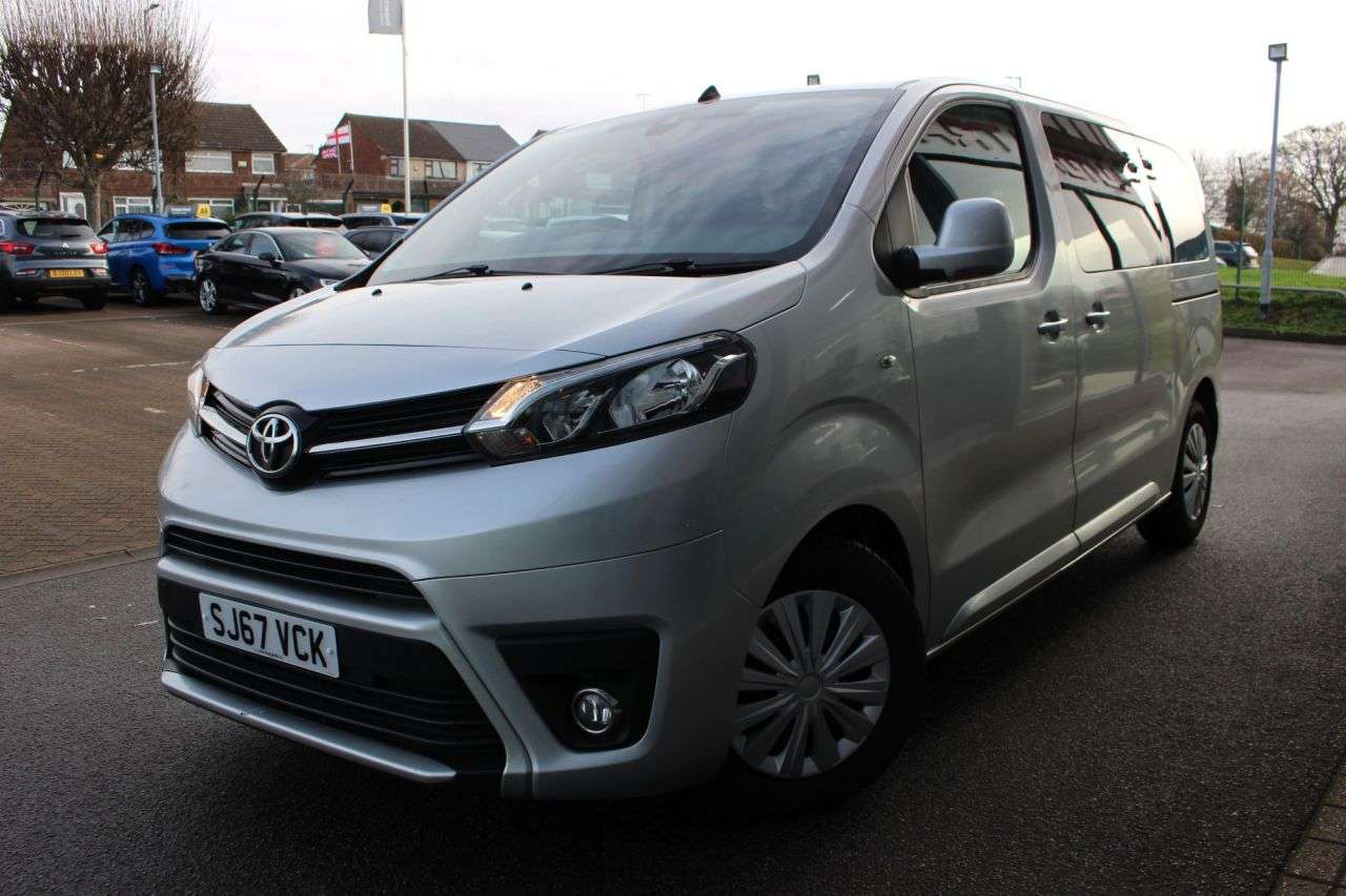 2017 TOYOTA PROACE VERSO 2017 TOYOTA PROACE VERSO