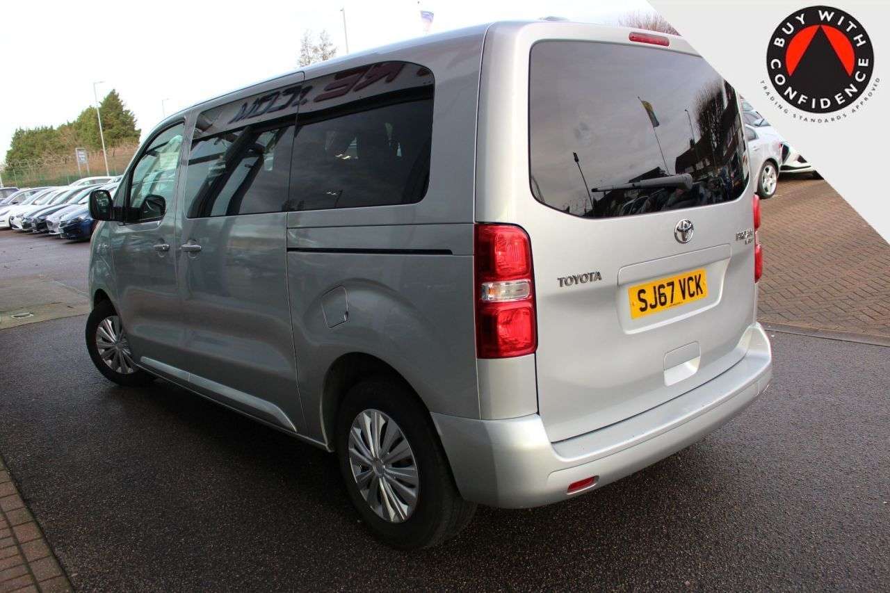 2017 TOYOTA PROACE VERSO 2017 TOYOTA PROACE VERSO