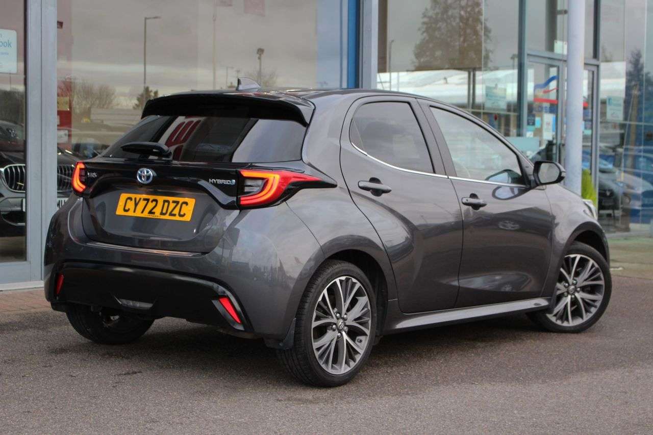 2022 TOYOTA YARIS 2022 TOYOTA YARIS