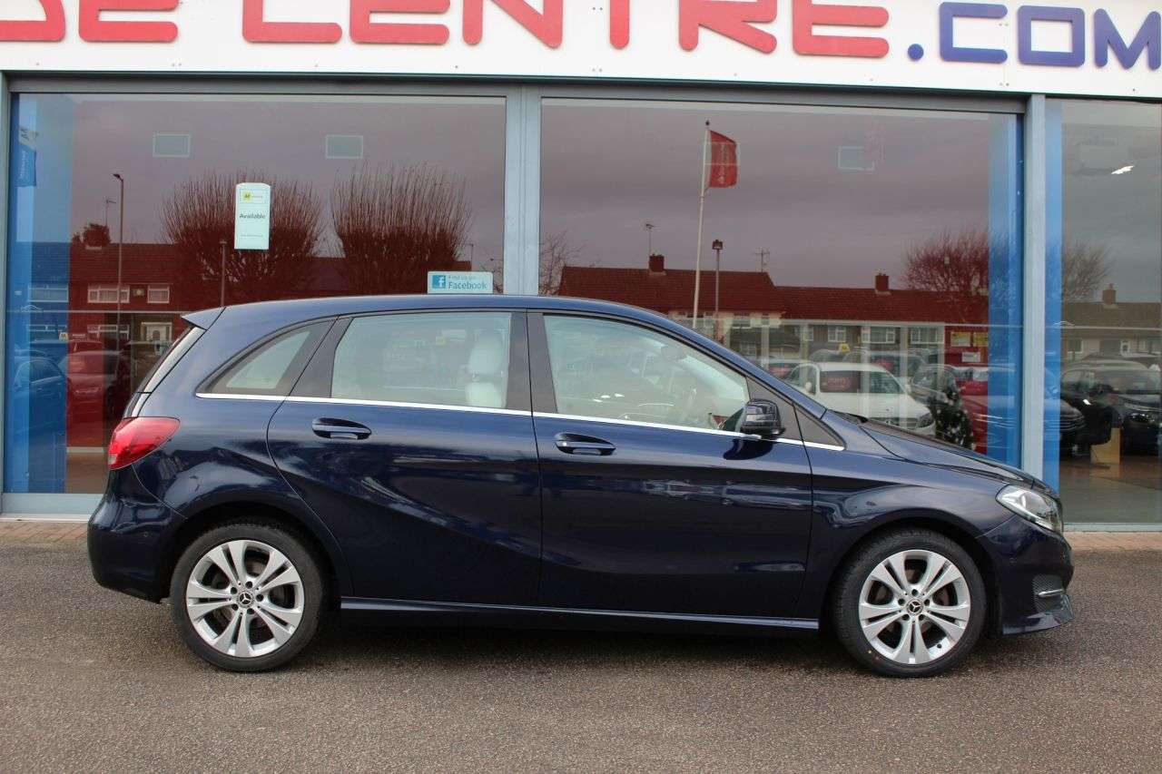A 2017 MERCEDES-BENZ B-CLASS 1.5 B180d Sport (Executive) MPV 5dr Diesel Manual Euro 6 (s/s) (109 ps) 17" A 2017 MERCEDES-BENZ B-CLASS 1.5 B180d Sport (Executive) MPV 5dr Diesel Manual Euro 6 (s/s) (109 ps) 17"