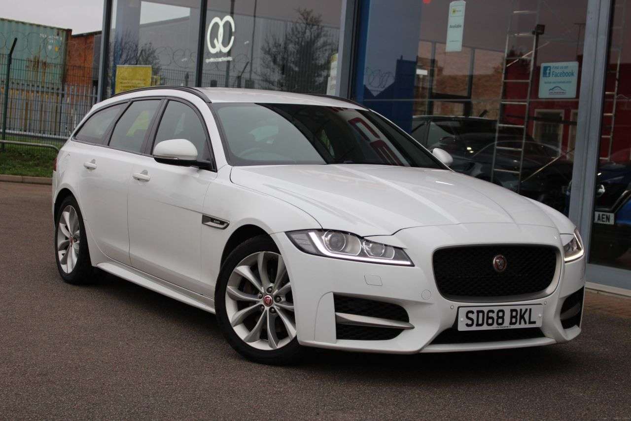A 2018 JAGUAR XF 2.0d R-Sport Sportbrake 5dr Diesel Auto Euro 6 (s/s) (180 ps) E/TAILGATE, 1 A 2018 JAGUAR XF 2.0d R-Sport Sportbrake 5dr Diesel Auto Euro 6 (s/s) (180 ps) E/TAILGATE, 1