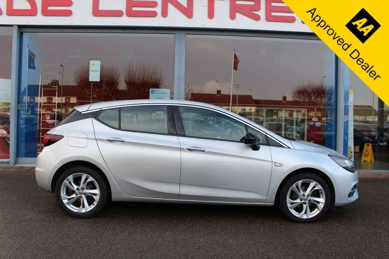 A 2021 VAUXHALL ASTRA 1.4i Turbo SRi Hatchback 5dr Petrol CVT Euro 6 (s/s) (145 ps) CRUISE/LDW, B A 2021 VAUXHALL ASTRA 1.4i Turbo SRi Hatchback 5dr Petrol CVT Euro 6 (s/s) (145 ps) CRUISE/LDW, B