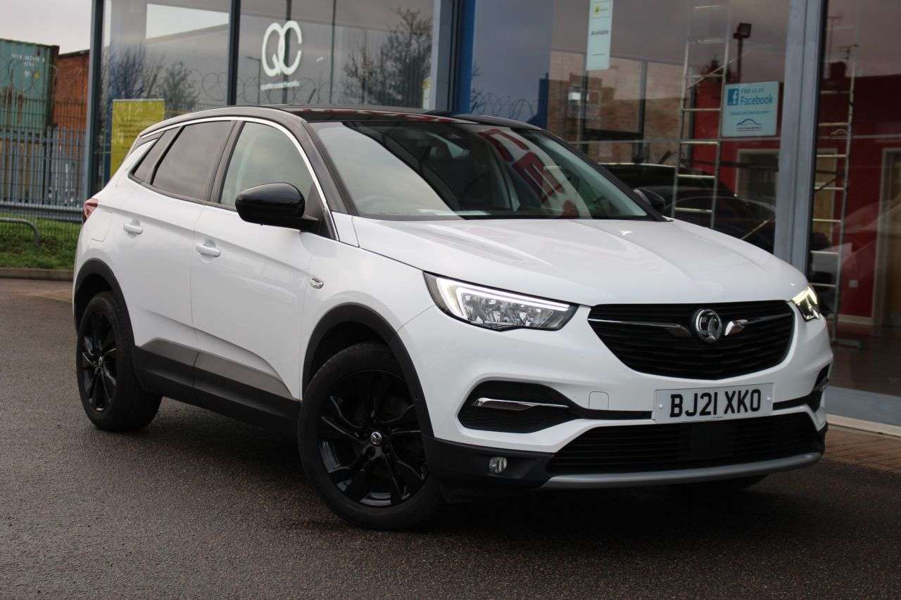 A 2021 VAUXHALL GRANDLAND X 1.5 Turbo D SRi Nav SUV 5dr Diesel Manual Euro 6 (s/s) (130 ps) DAB, 18" AL A 2021 VAUXHALL GRANDLAND X 1.5 Turbo D SRi Nav SUV 5dr Diesel Manual Euro 6 (s/s) (130 ps) DAB, 18" AL