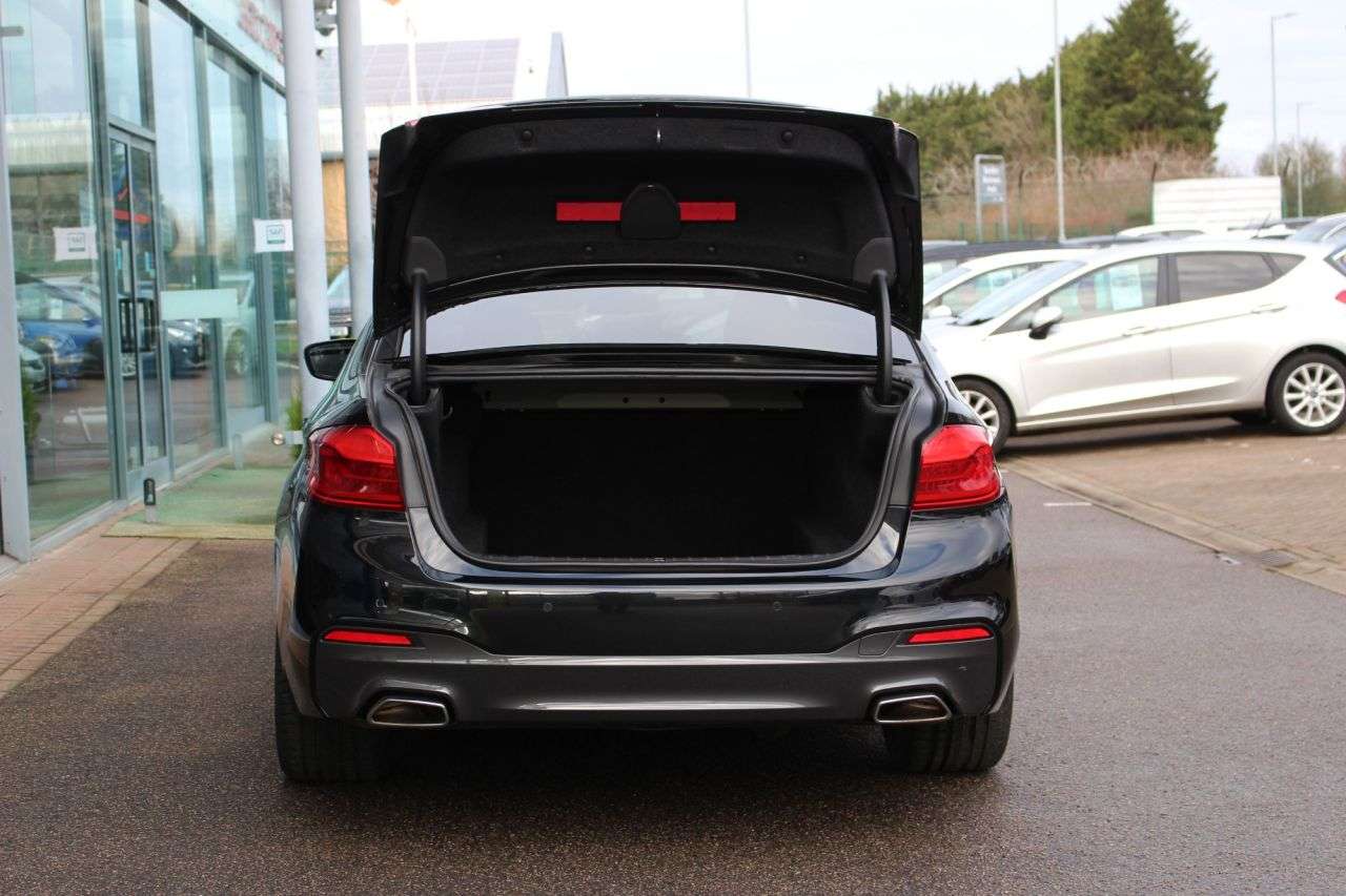 2019 BMW 5 SERIES 2019 BMW 5 SERIES