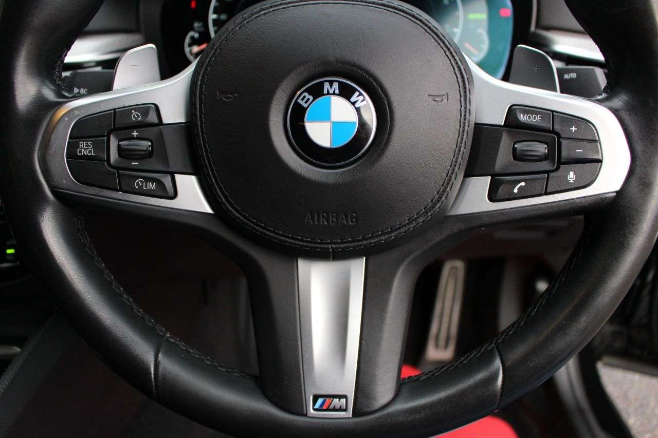 2019 BMW 5 SERIES 2019 BMW 5 SERIES