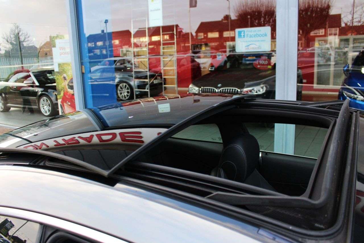 A 2017 MERCEDES-BENZ C-CLASS 2.1 C250d AMG Line (Premium Plus) Coupe 2dr Diesel G-Tronic+ 4MATIC Euro 6 A 2017 MERCEDES-BENZ C-CLASS 2.1 C250d AMG Line (Premium Plus) Coupe 2dr Diesel G-Tronic+ 4MATIC Euro 6