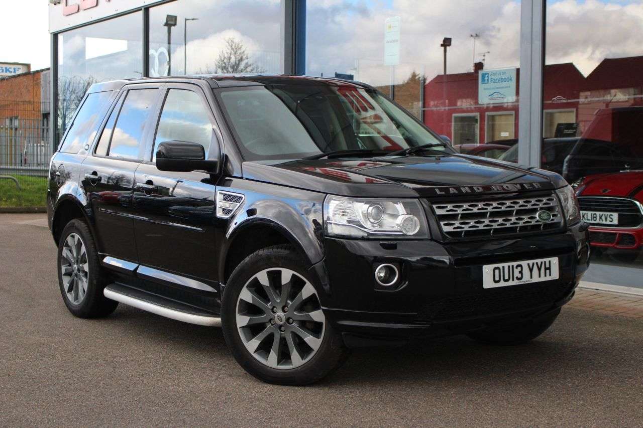 A 2013 LAND ROVER FREELANDER 2 2.2 SD4 HSE Lux SUV 5dr Diesel CommandShift 4WD Euro 5 (190 ps) XENONS, CRU A 2013 LAND ROVER FREELANDER 2 2.2 SD4 HSE Lux SUV 5dr Diesel CommandShift 4WD Euro 5 (190 ps) XENONS, CRU