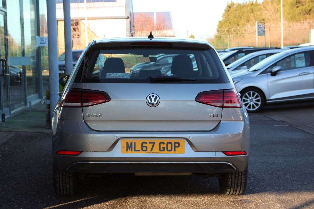 2017 VOLKSWAGEN GOLF 2017 VOLKSWAGEN GOLF